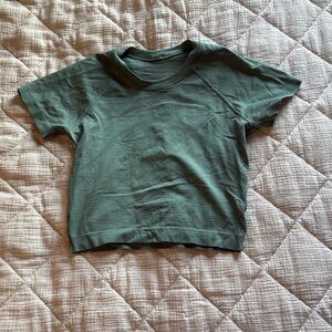 cropped swiftly green size 4